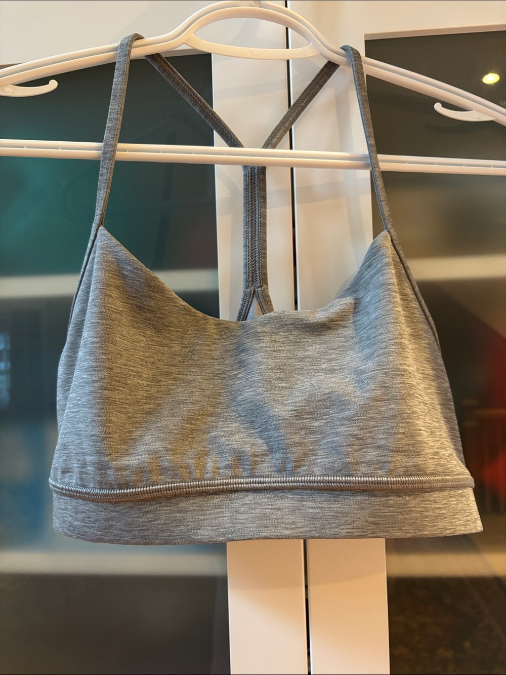 Lululemon Flow Y Bra SZ 10 Grey Like New 🖤🖤🖤